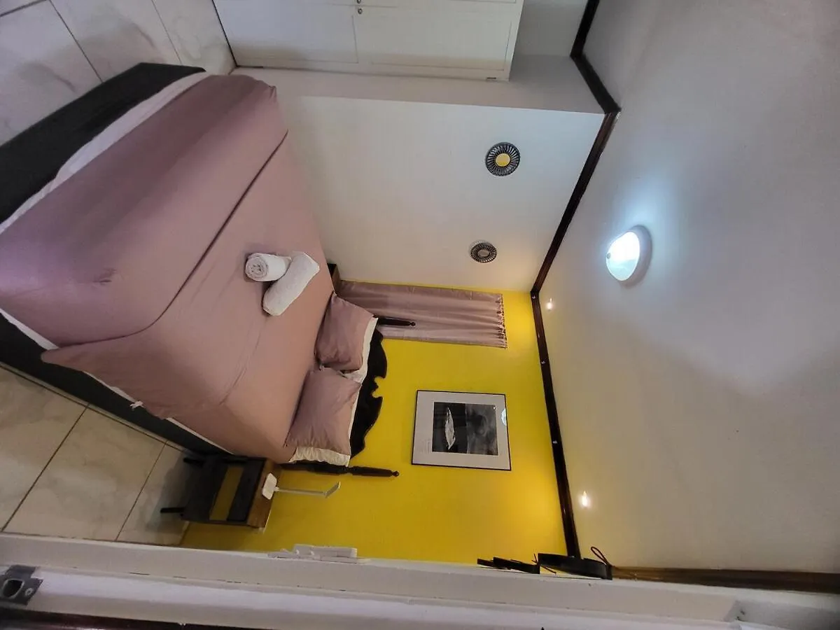 The Local Experience-Zaboka Apartment Choiseul
