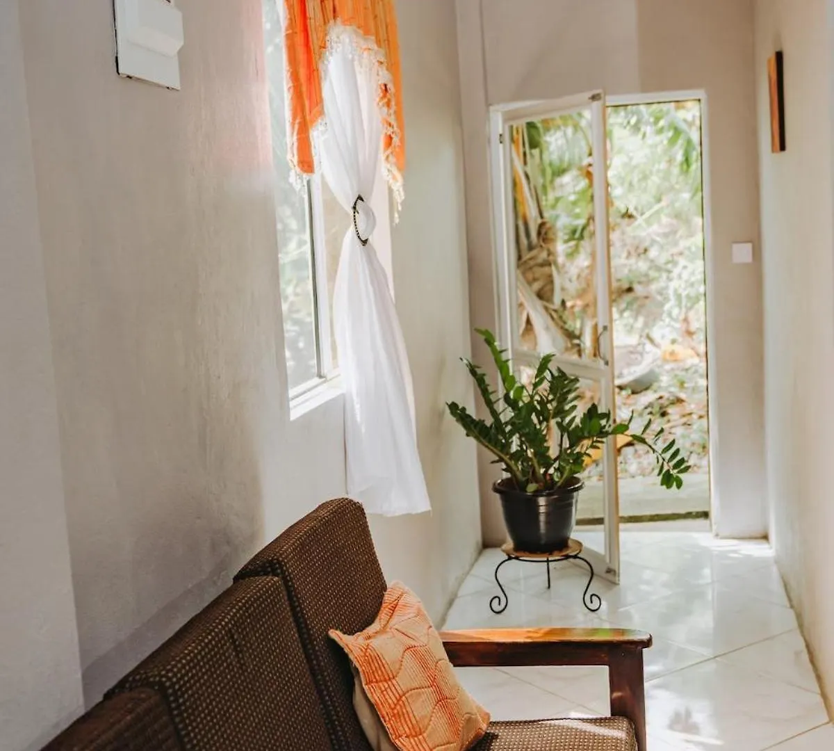 The Local Experience-Zaboka Apartment Choiseul