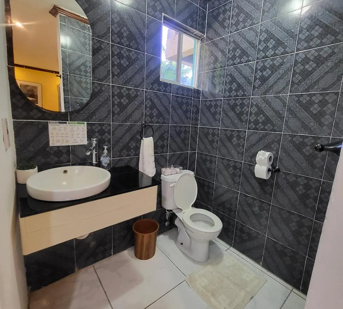The Local Experience-Zaboka Apartment Choiseul